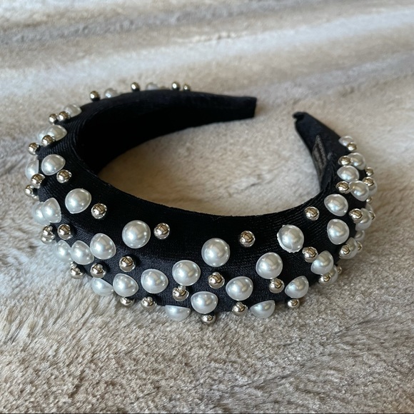 Fancy Black Velvet Pearl Padded Headband main image 4